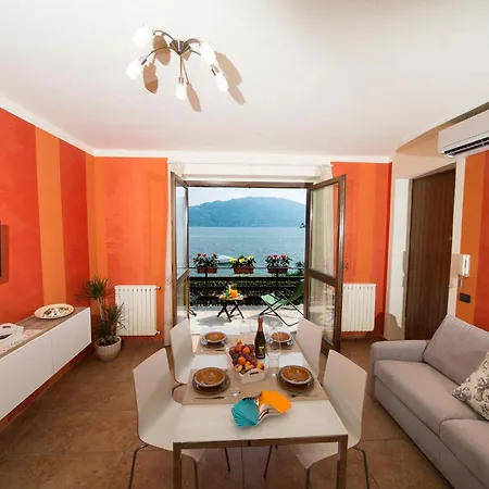 La Nautica * Бавено