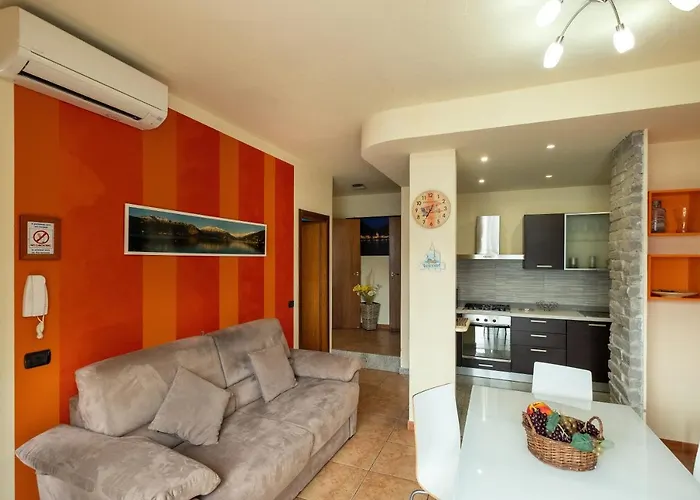 La Nautica Μπαβένο