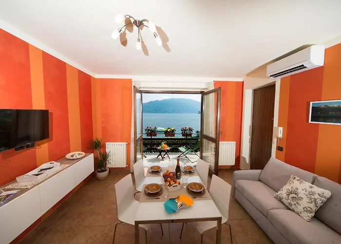 La Nautica * Μπαβένο