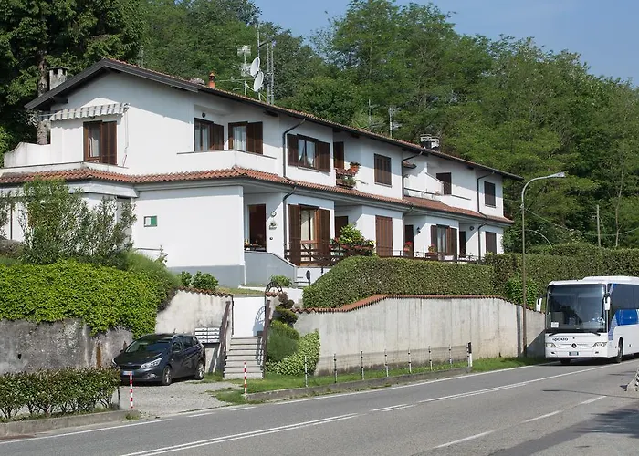 La Nautica Бавено